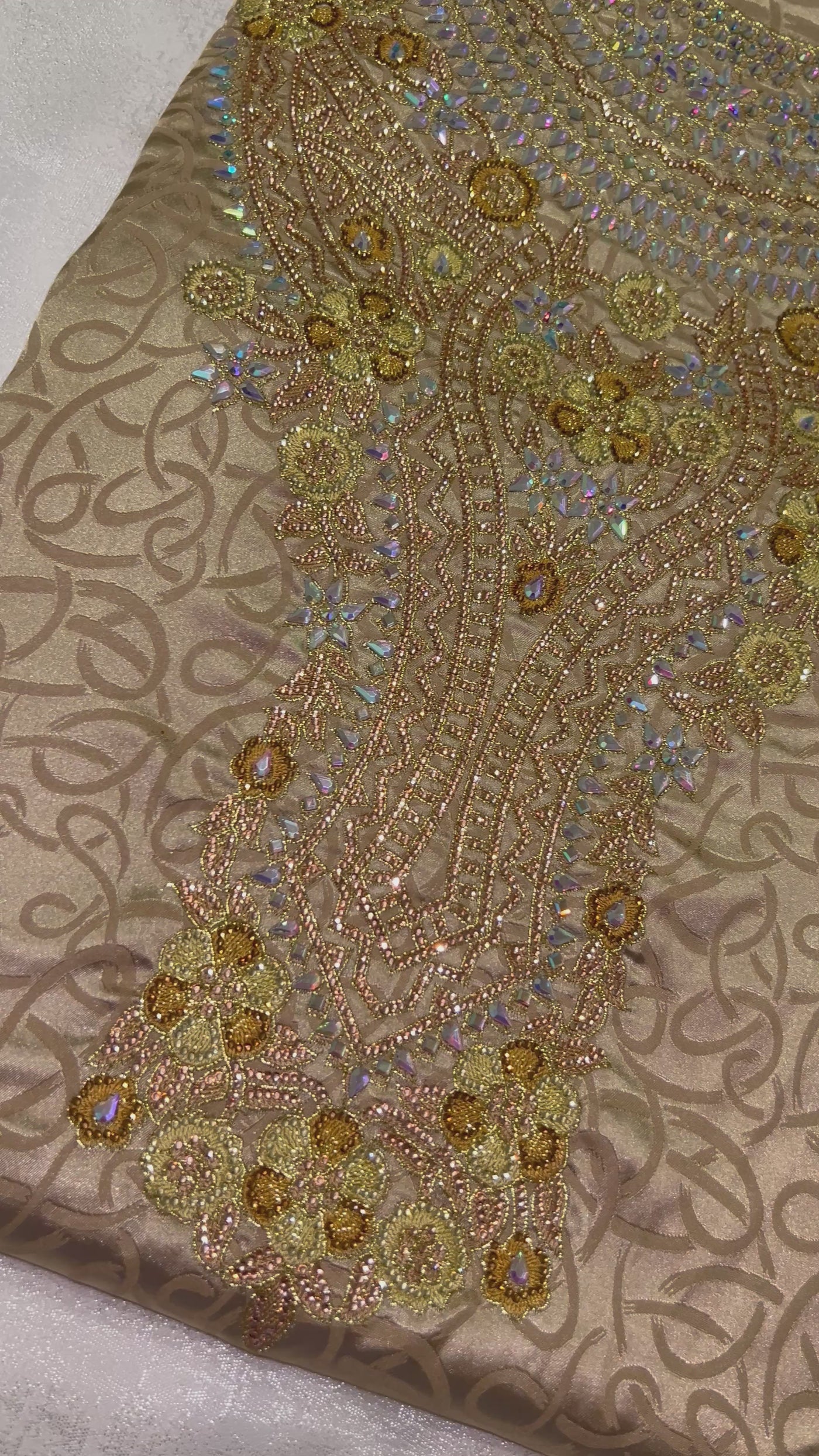 MAKHAWER Luxury Jacquard Doré